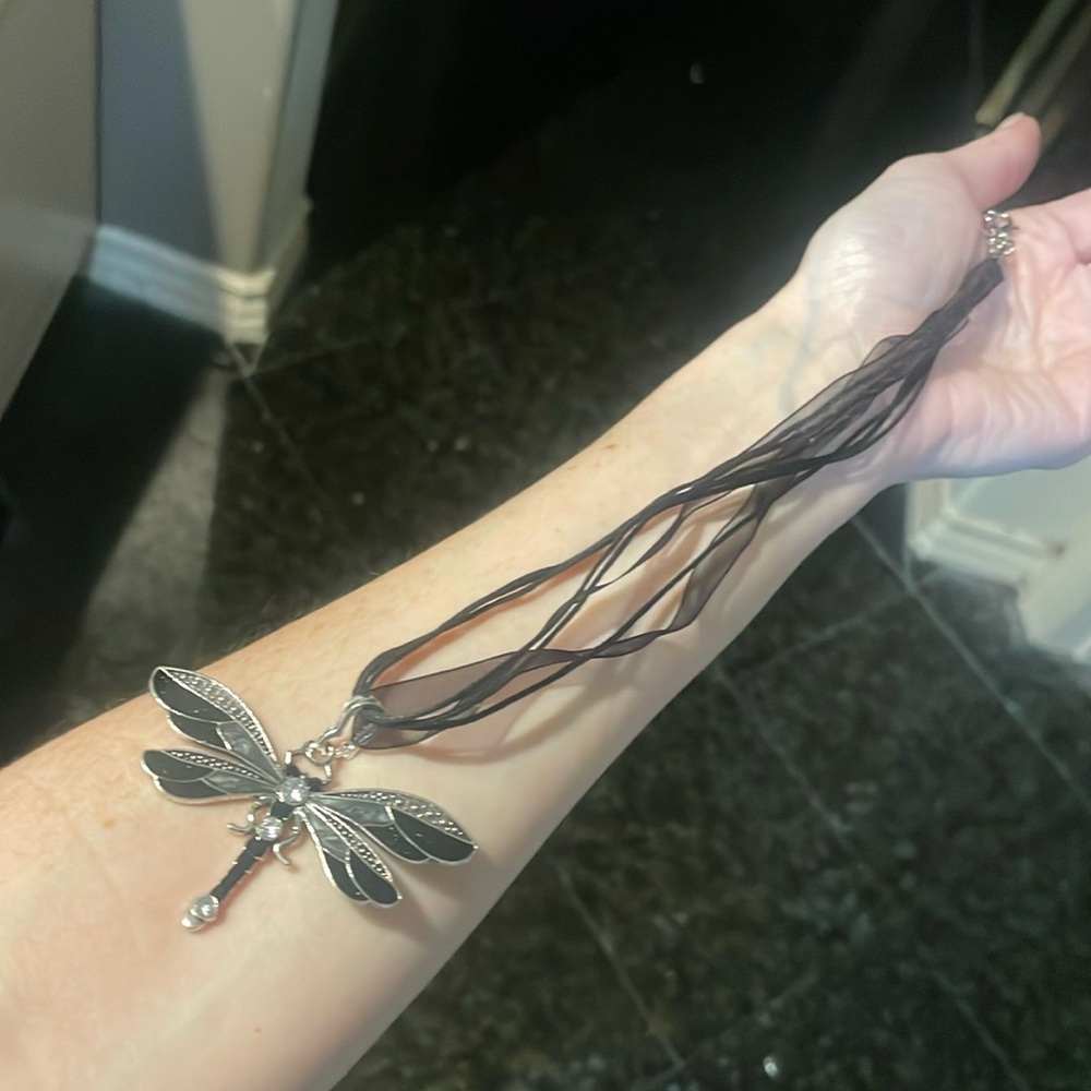 Black Dragonfly Pendant - Picture 4 of 4